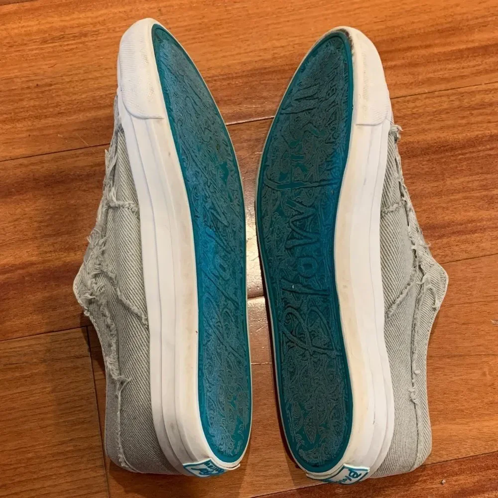 Blowfish Malibu Stylish Gray Frayed Slip-On Sneakers size 8.5
